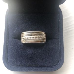 Vintage 90s spinner ring!